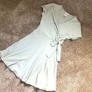 Short Sleeve Dress